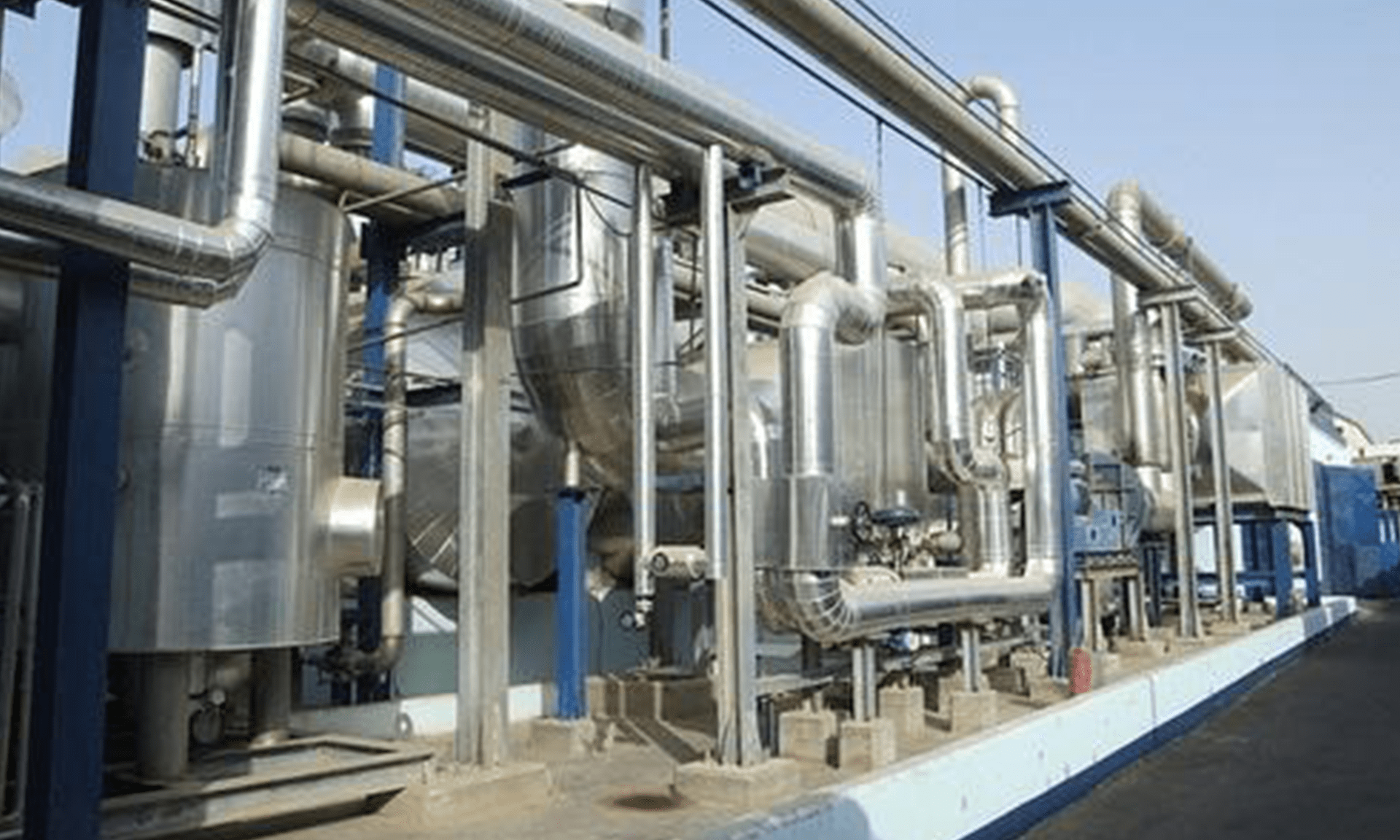 Solvent recovery plant